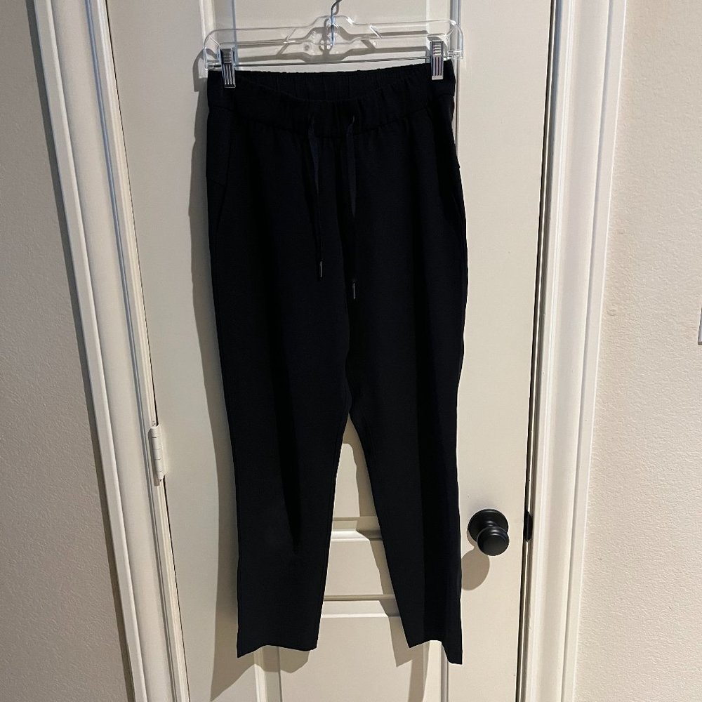 Lululemon Keep Moving Pant - Size 4